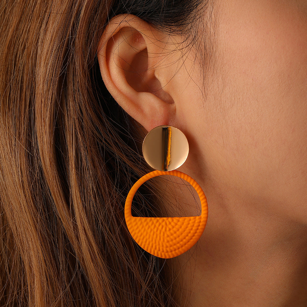 Wholesale Color Spray Painted Geometric Round Hollow Metal Earrings